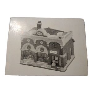 Department 56 Snow Village - Village Vet And Pet Shop 5427-5.